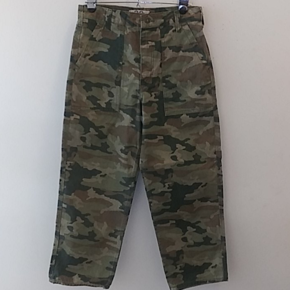 NWOT Free People Camo We The People Jeans Size 28